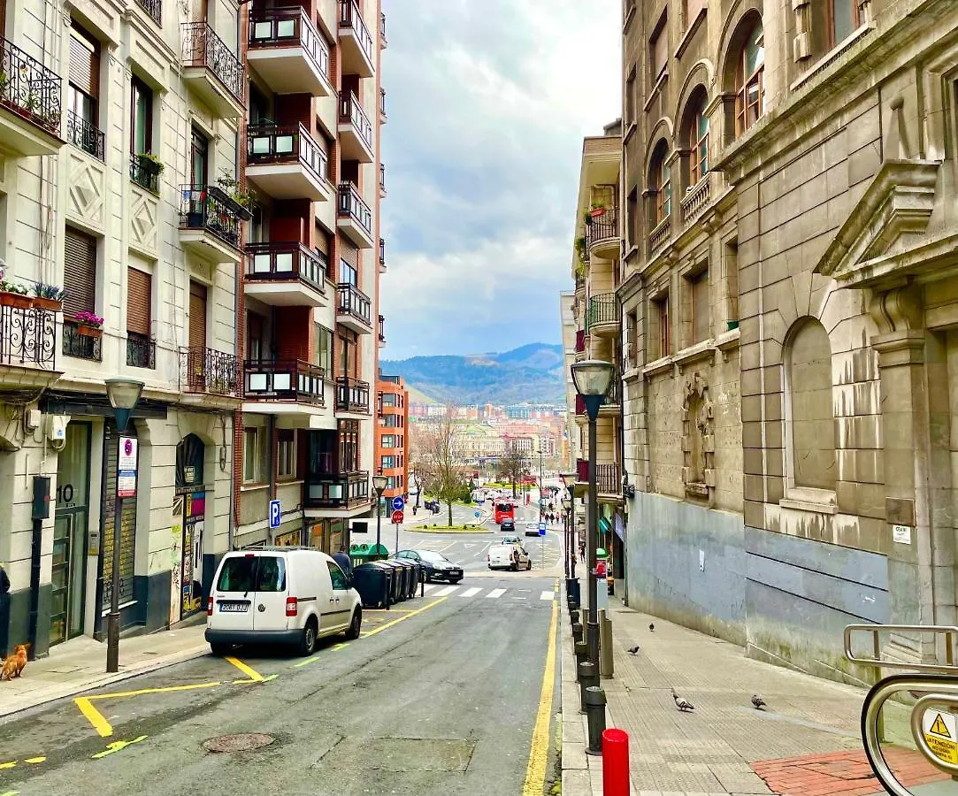 Todo Bilbao A Un Paso Con Garaje Gratuito Appartamento
